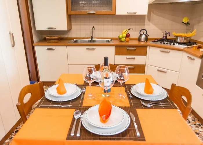 Apartman In The House *